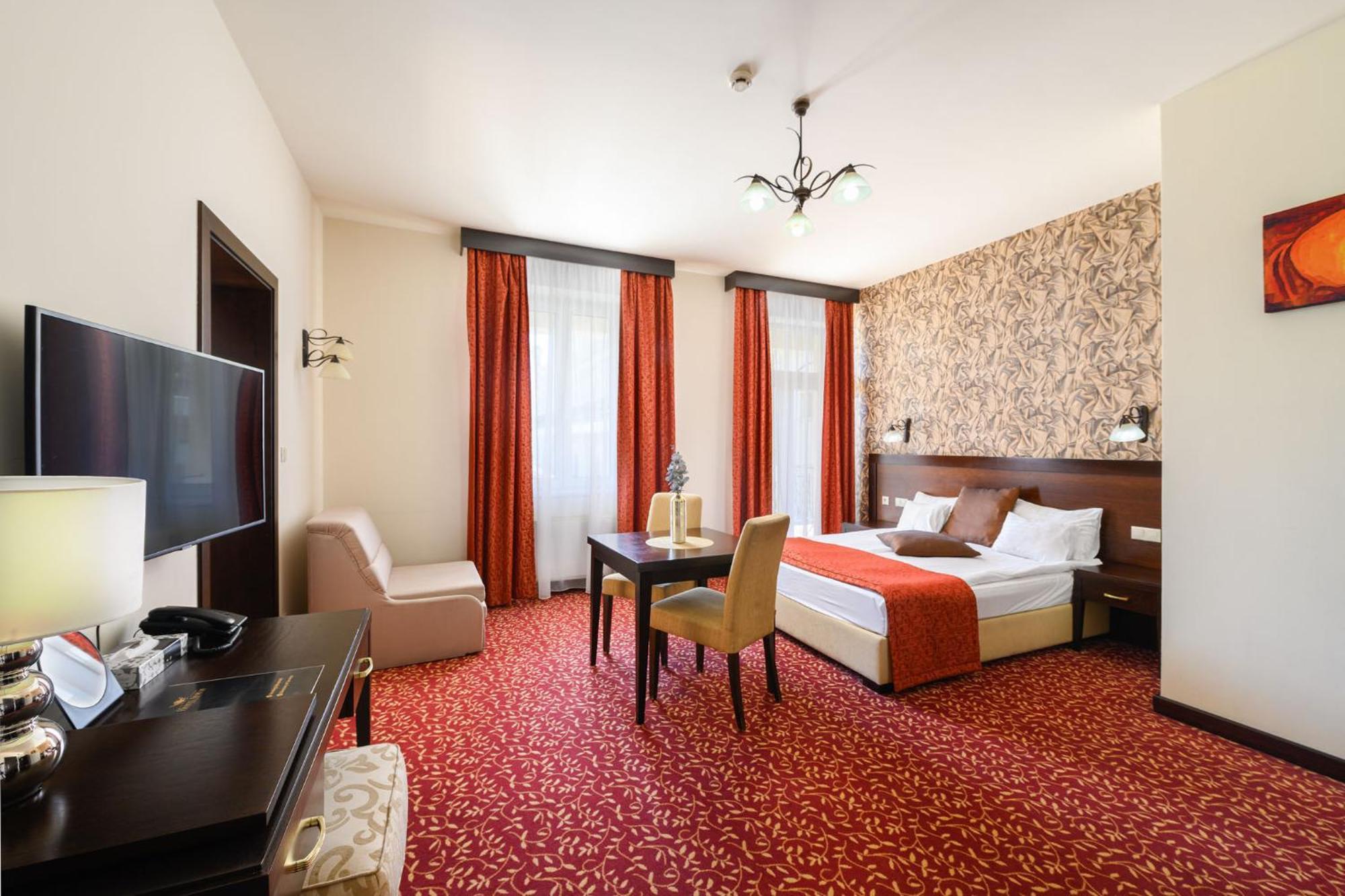 Hotel Aurum Hajdúszoboszló Eksteriør billede